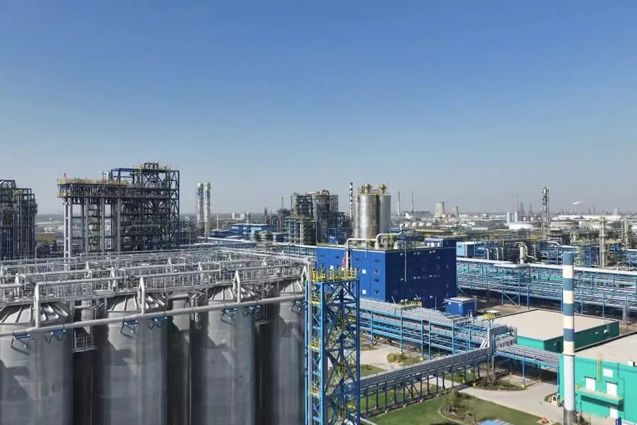 Shandong Chambroad Petrochemicals Co., Ltd의 지능형 저장 및 운송 통합 데모 프로젝트를위한 국내 전기 추적 시스템
